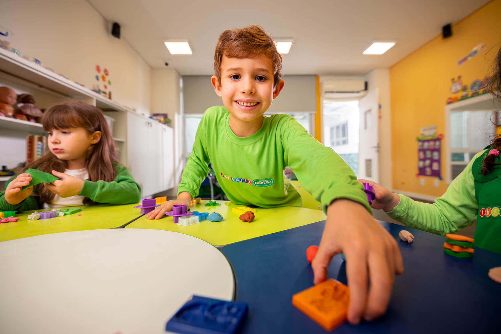Crianças da Educação Infantil em atividade